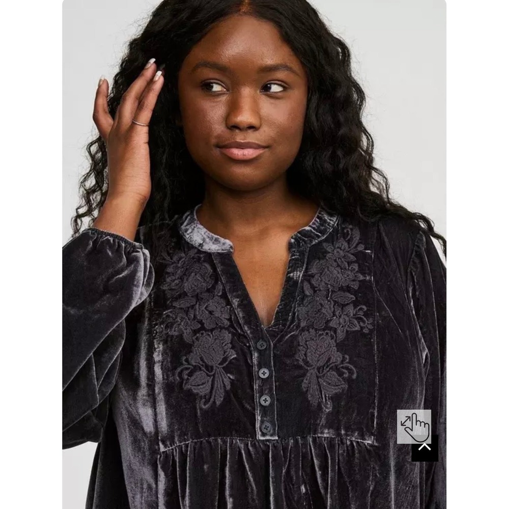 Torrid Gray Velvet Embroidered Babydoll Blouse Tunic Size 4X Boho Whimsigoth